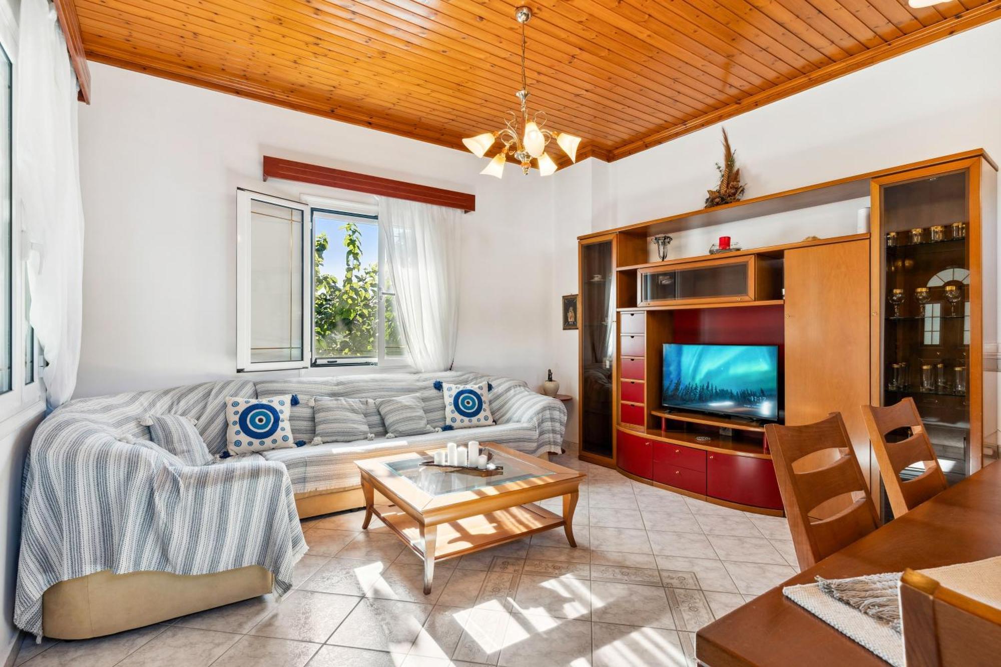 Verani Residence Parking Balcony Playground Sivros Luaran gambar